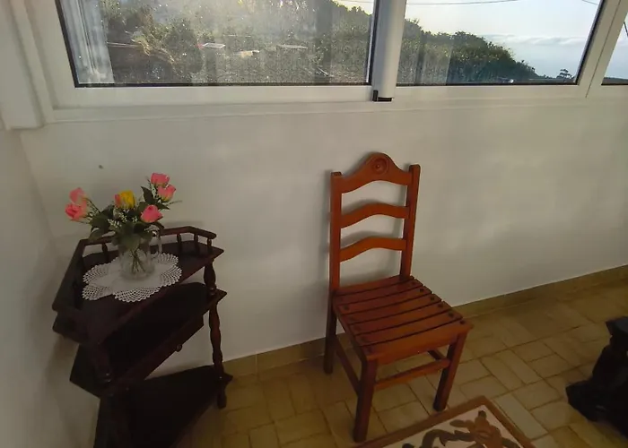 Tres Marias - Shared Countryside Connection Homestay Levada Grande